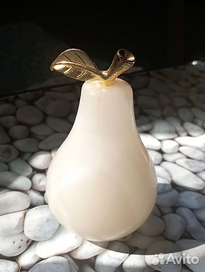 Груша из мраморного оникса