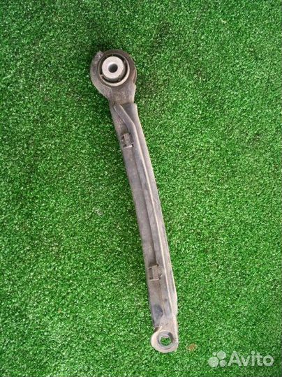 Рычаг продольный задний правый Mercedes-Benz