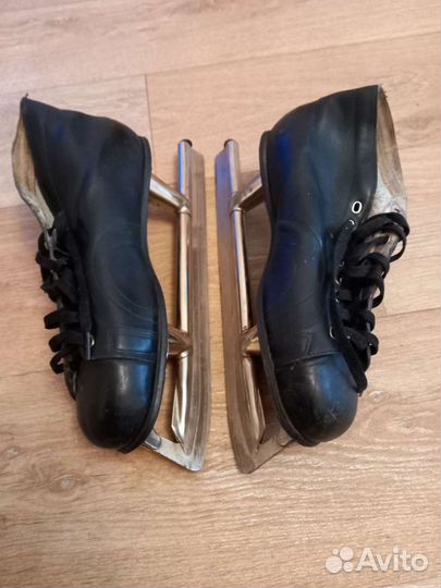 Коньки хоккейные 43 размер