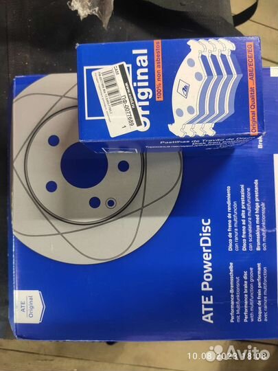 Диски тормозные задние + колодки на Volvo, ford