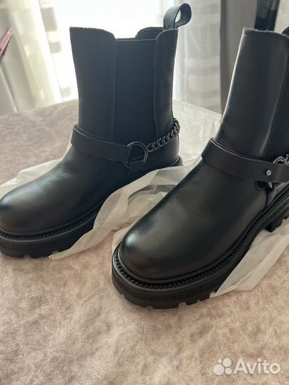 Ботинки женские
