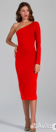 Продам красное платье 44 р-р