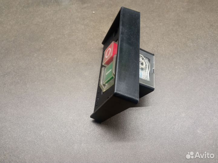 Электро выключатель / кнопка магнитная для инстр