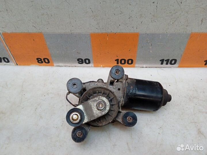 Моторчик стеклоочистителя передний Mazda Demio