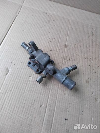 Фланец системы охлаждения Mazda 626 GF 1997-2002