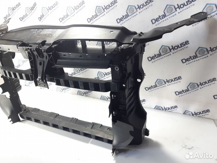 Передняя панель (телевизор) Volkswagen Golf 6