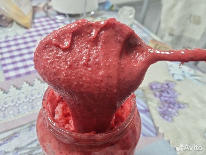 Крем-мед с клюквой