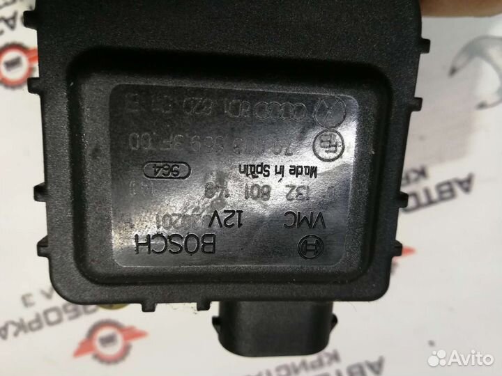 Сервопривод печки Volkswagen Passat B5 0132801149