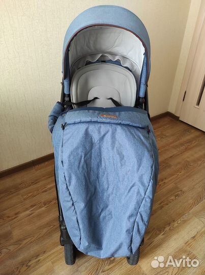 Продам детскую коляску