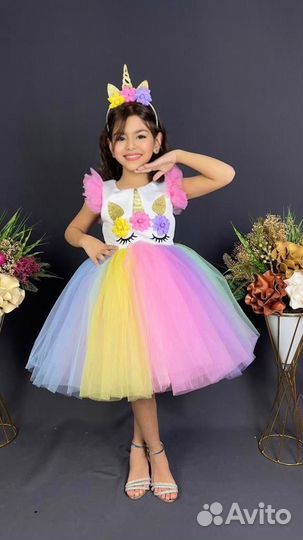 Платье для девочки праздничное
