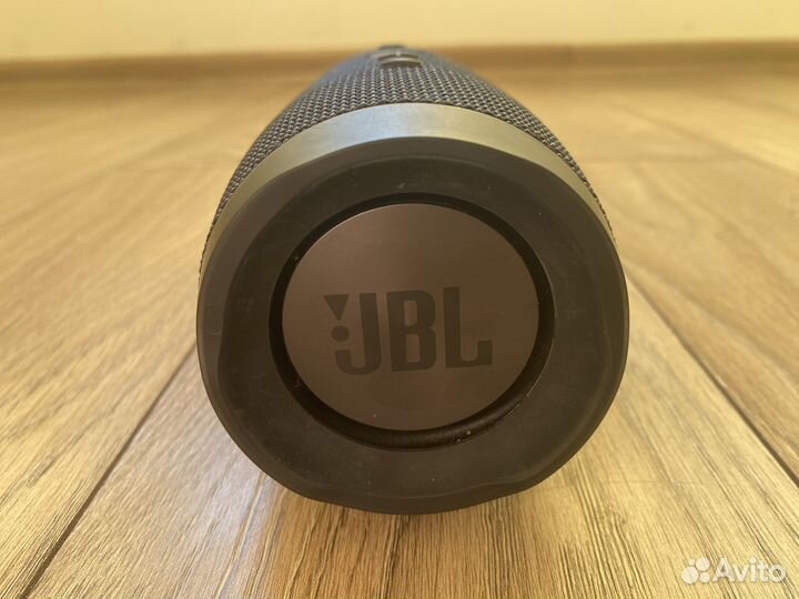 Колонка jbl charge 3