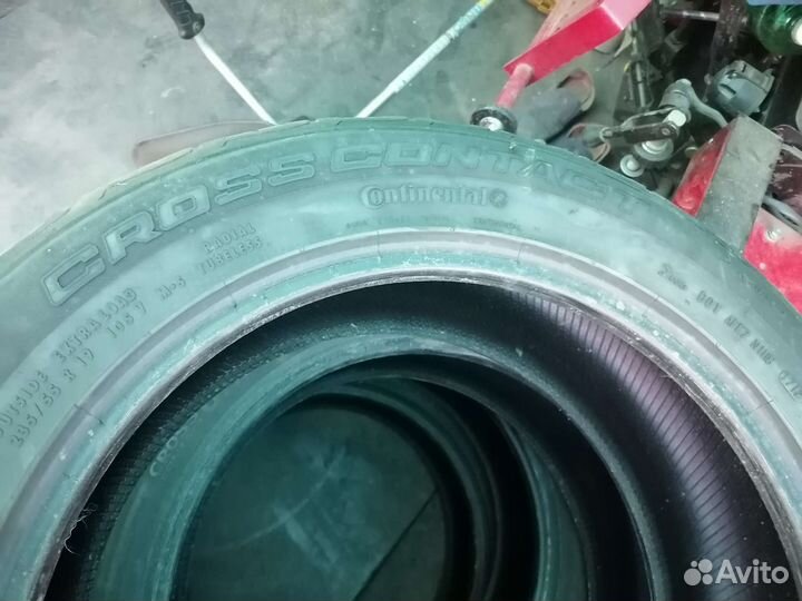 Continental CrossContact UHP E 235/55 R19 105V