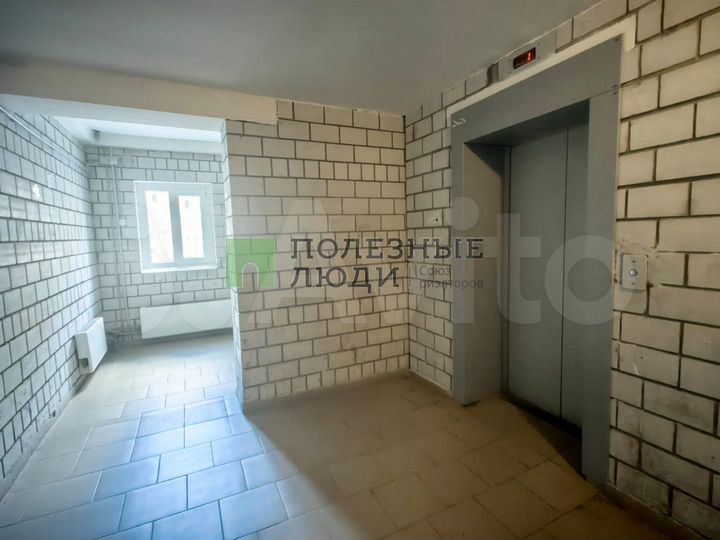 2-к. квартира, 58,6 м², 1/10 эт.