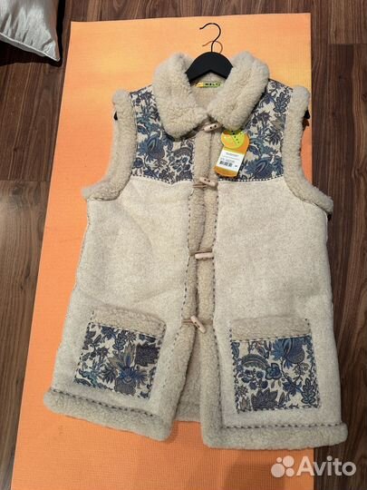 Жилетка женская утепленная 48 50