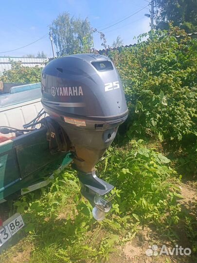 Лодка с мотором