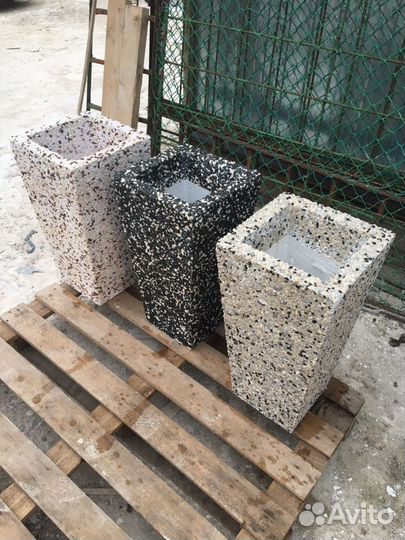 Вазон из мраморной крошки