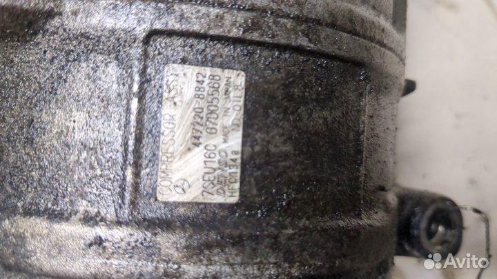 Компрессор кондиционера Mercedes C W203, 2004