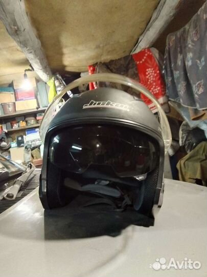 Продам мотошлем