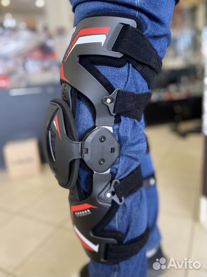 Наколенники Leatt Knee Brace X-Frame