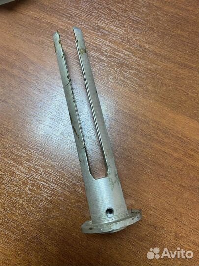 Вилка усилителя тормоза газ-13 Чайка