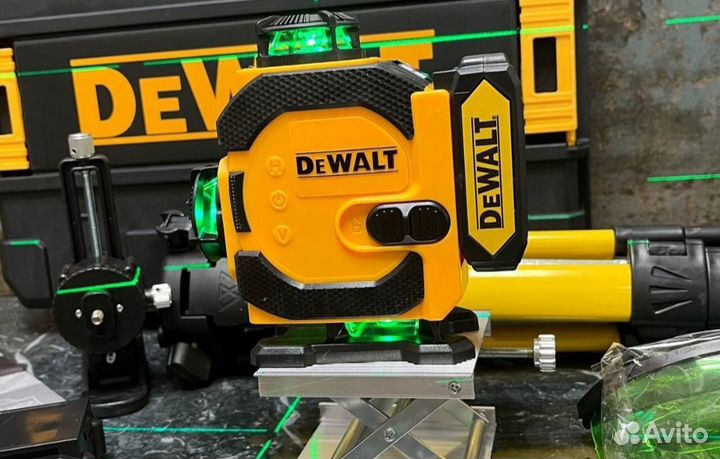 Лазерный уровень Dewalt 16 лучей с треногой