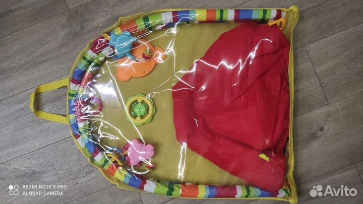 Развивающий коврик