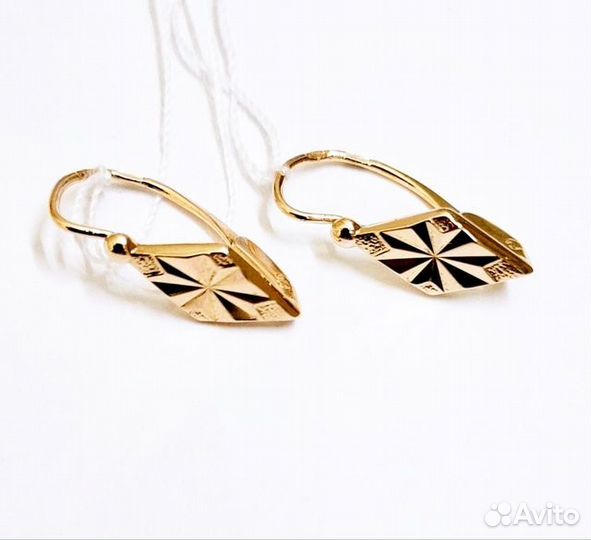 Золотые серьги