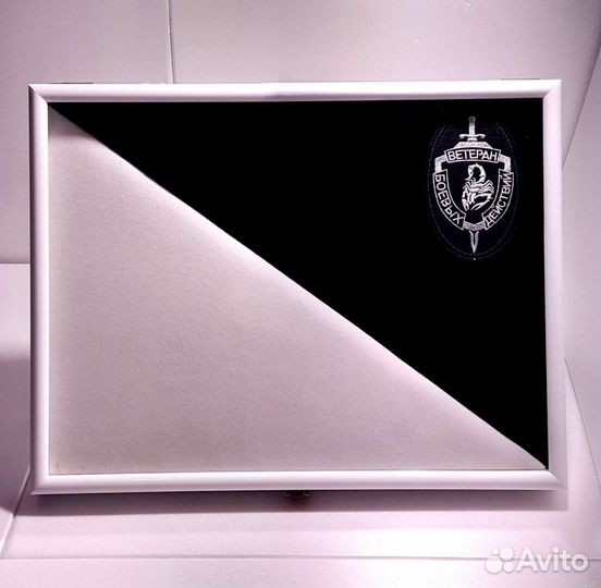 Рамка для медалей и знаков 30х40