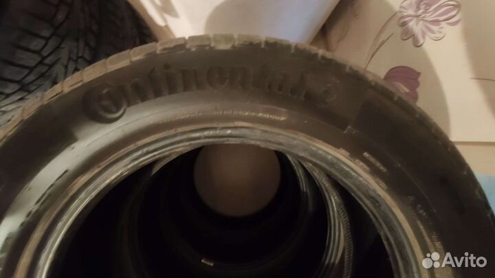 Continental ContiPremiumContact 5 225/60 R17 99V