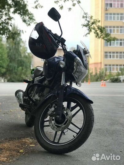Индийский мото Bajaj V15