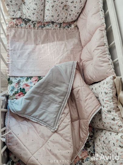 Бортики комплекты в кроватку (новые)