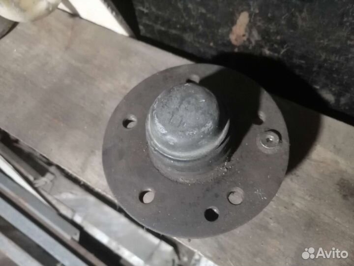 Ступица передняя mercedes