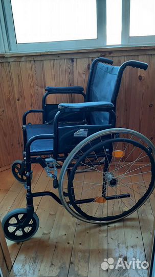 Инвалидная коляска