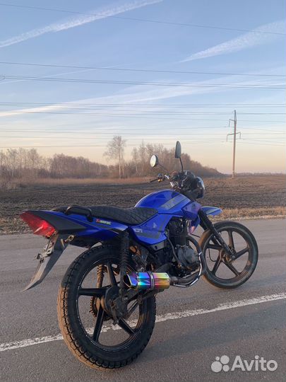 Мотоцикл 200