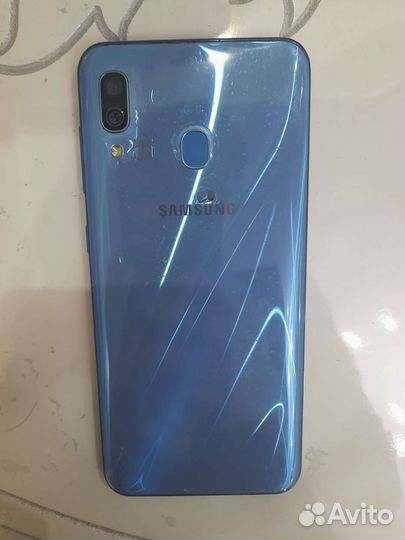 Samsung galaxy A30