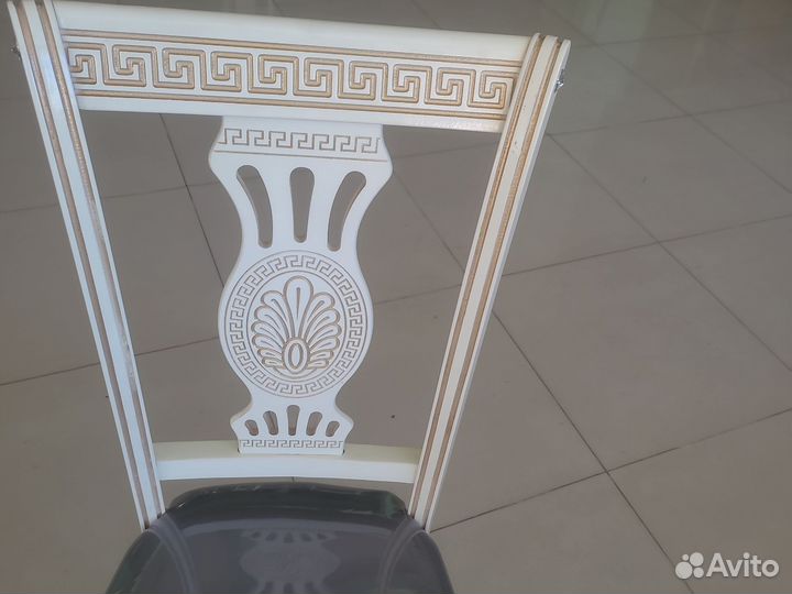 Стул кухонный