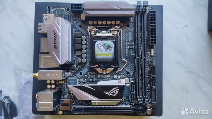 Asus ROG Strix Z270I Gaming