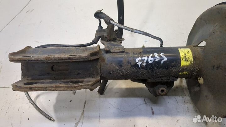 Амортизатор подвески Toyota Avensis 2, 2008