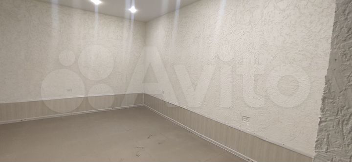 Помещение, 24м2, новый ремонт, первая линия