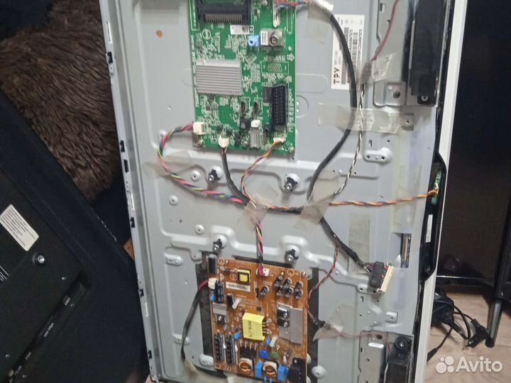 Материнская плата 715G6092-MOH-000-004K