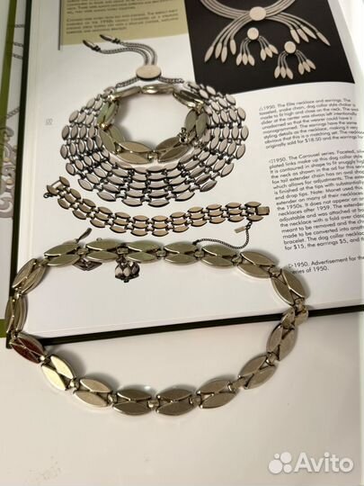 Monet колье и браслет