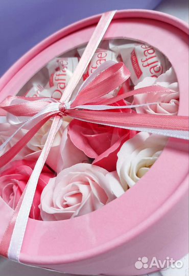 Подарок шайба цветы и конфеты