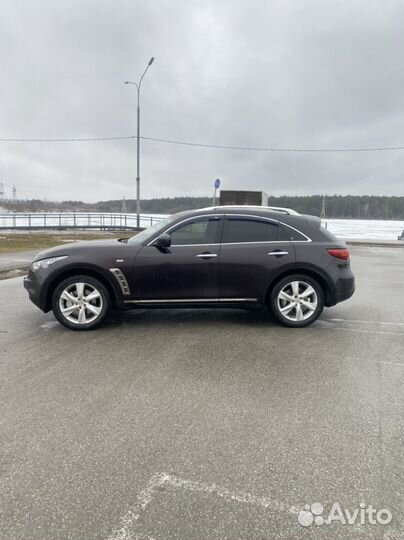 Infiniti FX37 3.7 AT, 2010, 318 000 км