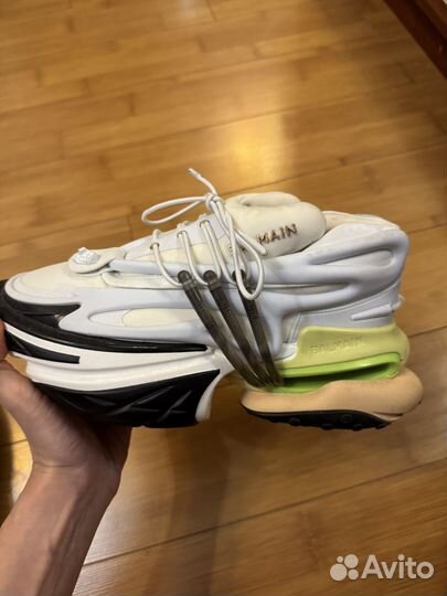 Кроссовки balmain