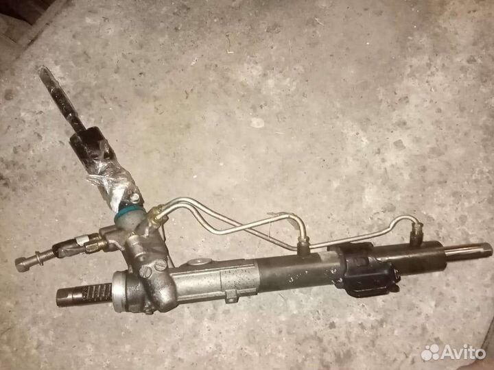 Рулевая рейка Nissan sunny fb15