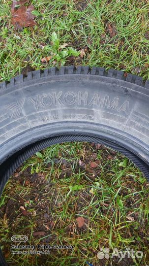 Yokohama Ice Guard F700Z 215/65 R16