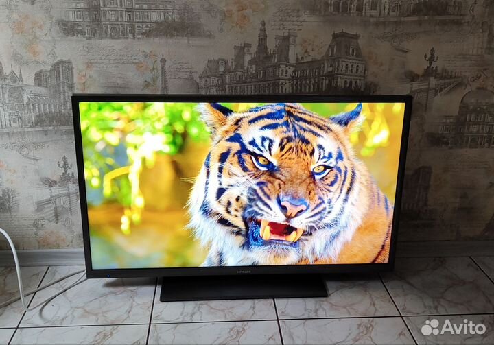 Телевизор Hitachi 39HXC02 (99см)