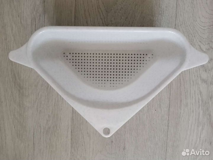 Полочка пластиковая