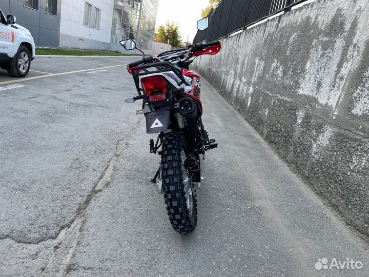 Мотоцикл Racer Panther RC250GY-C2 RED