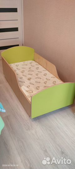 Детская кровать с матрасом бу